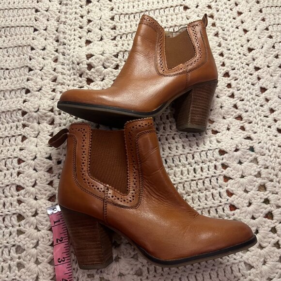 Sbicca Vintage Collection Coushatta Brown Leather High Heel Bootie Size 8 - Picture 5 of 9